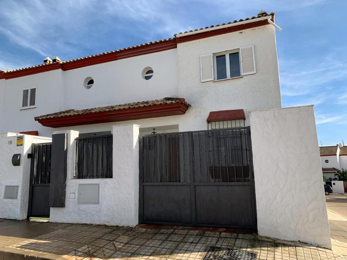 Ronko House El Ronquillo Villa Buitenkant foto